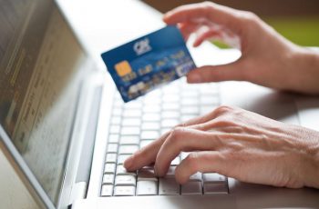 Por que você está perdendo dinheiro ao não cadastrar clientes nas lojas físicas?